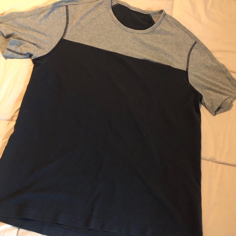 Lululemon Men’s Shirt
